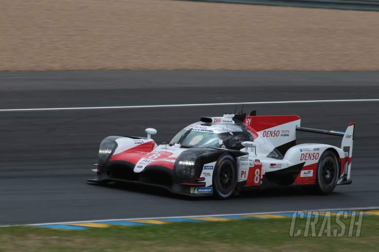Toyota, Alonso close in on Le Mans victory