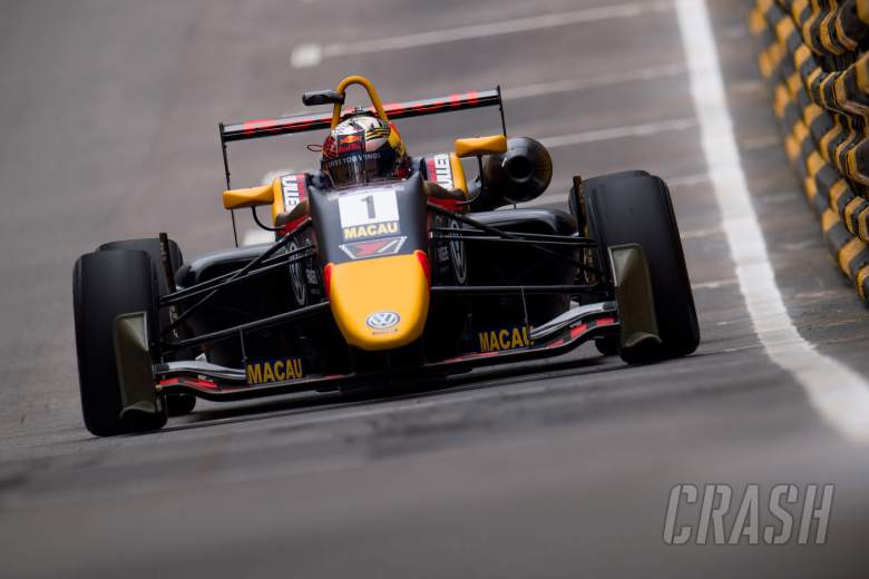 Ticktum mengamankan kemenangan GP Makau kedua setelah bendera merah