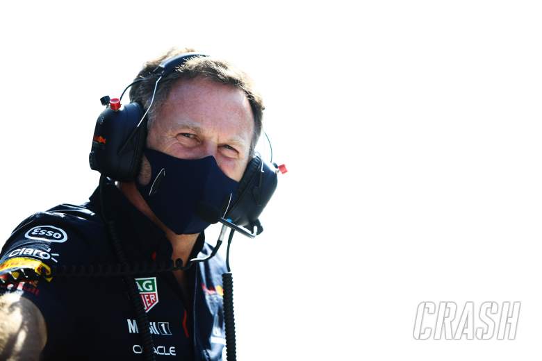 Horner disagrees with way Mercedes F1 boss Wolff ‘roasts his own team’