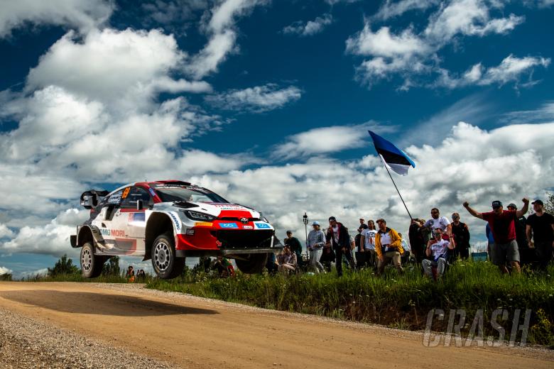 WRC Estonia: Momen Stage Akhir Evans Buat Rovanpera di Puncak