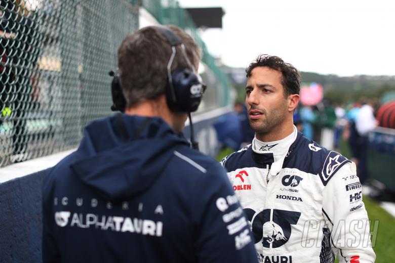 Ricciardo warned “you’ve got to be worried” about Lawson taking his seat