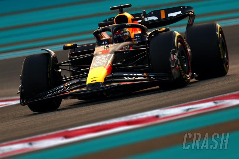 F1 GP Abu Dhabi: Verstappen Pole, Hamilton Tersingkir di Q2