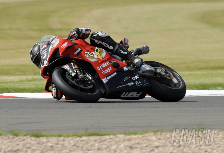 Redding gets the edge with Donington Park pole