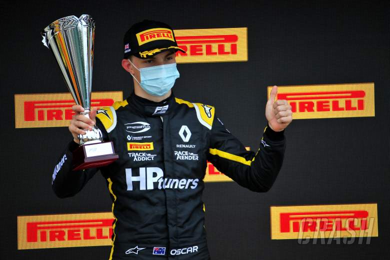 Juara F3 Piastri mendapatkan balapan F1 pertama sebagai junior tes Renault di Bahrain