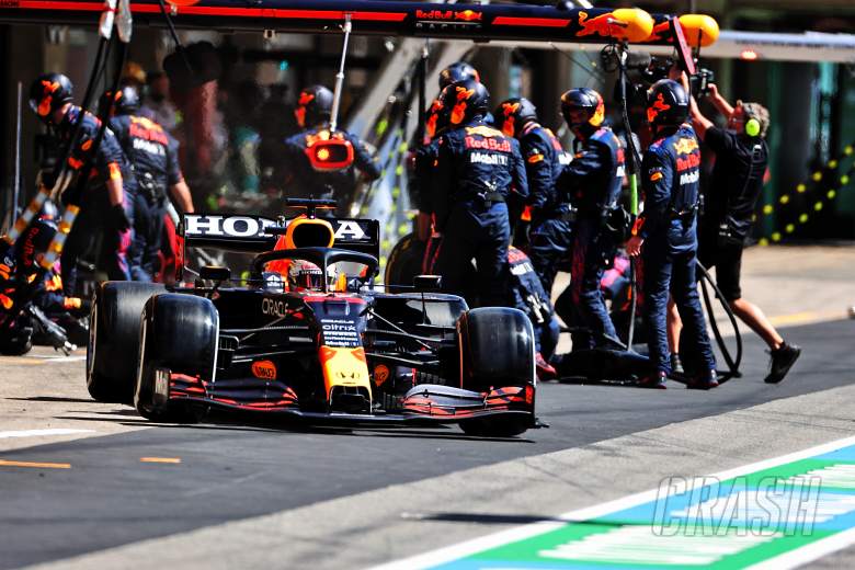 F1 pitstop rule change “obviously” to slow Red Bull down - Horner