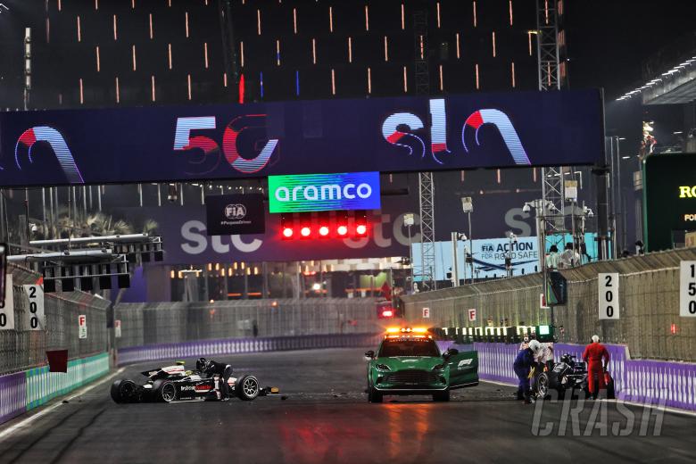 Enzo Fittipaldi fractures heel in F2 Jeddah start crash