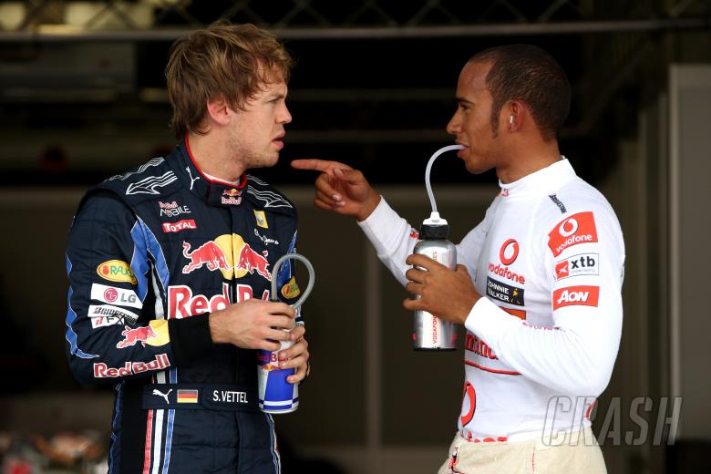 Vettel Pensiun, Hamilton Tetap Berkomitmen di Formula 1