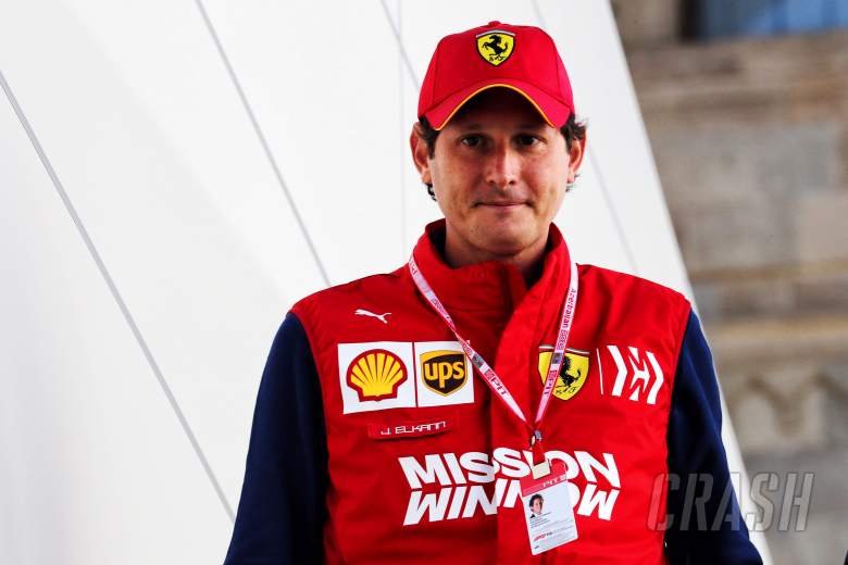 Chairman Ferrari Kibarkan Bendera Start Le Mans 24 Jam 2021