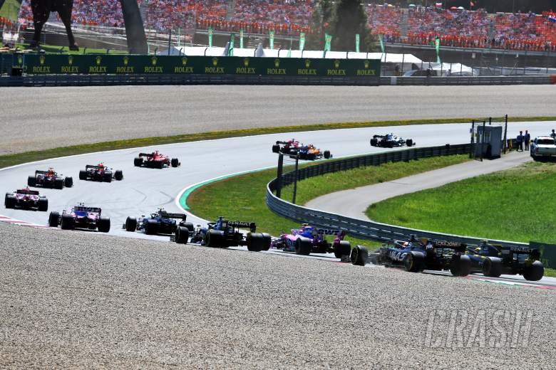 Ross Brawn menegaskan F1 merencanakan balapan dengan sundulan ganda