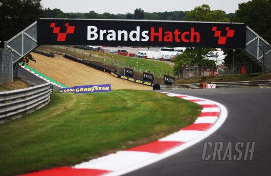Marshal dies in crash at Brands Hatch BARC meeting