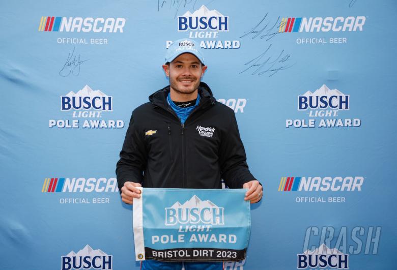 NASCAR: Hasil Kualifikasi Bristol Food City Dirt Race