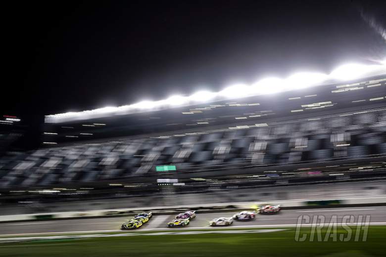 Rolex 24 red-flagged due to rain, Alonso leads