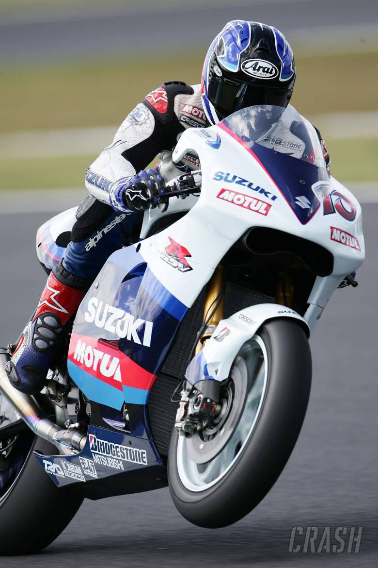 suzuki motogp 2005