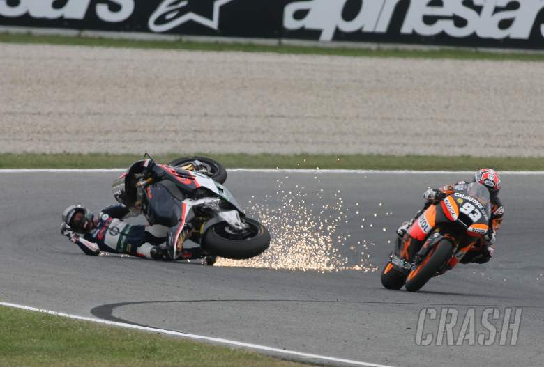 Pol Espargaro crashes, Moto2, Catalunya MotoGP 2012