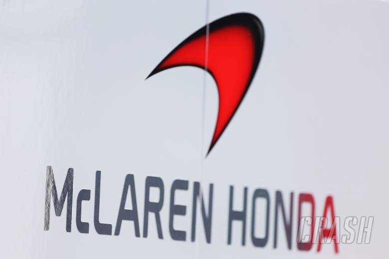 McLaren's MCL32 roars into life