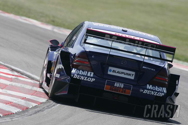 Susie Stoddart (GBR), Mucke Motorsport AMG-Mercedes C-Klasse 2004.
DTM, Round 4, Brands Hatch, Kent