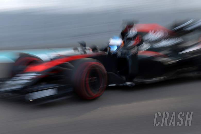 Dennis retains 'robust' attitude on McLaren sponsor 'rate card'