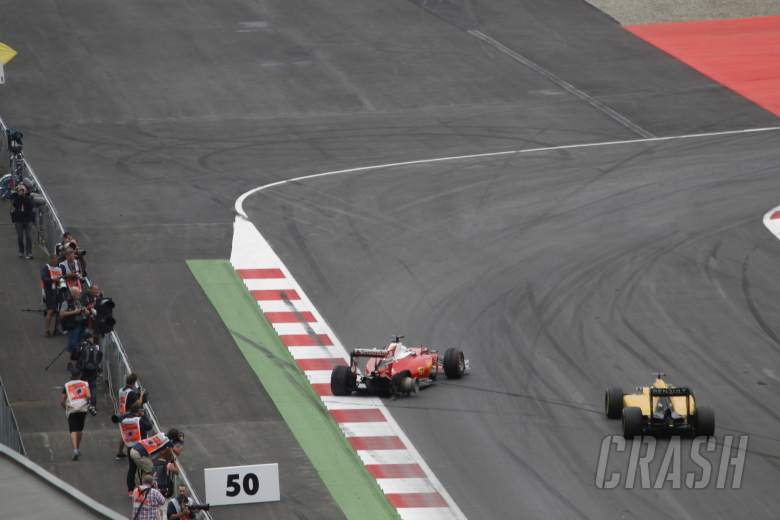 Vettel quizzical on tyre failure