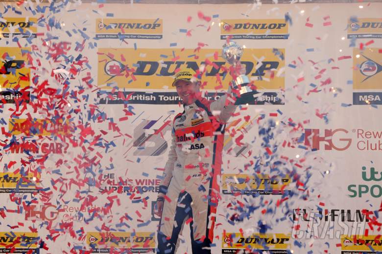 Shedden: Back-to-back titles 'out of this world'