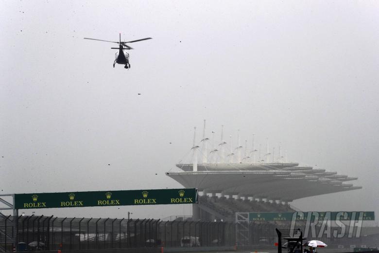 Chinese Grand Prix to go ahead on Sunday despite fog fear