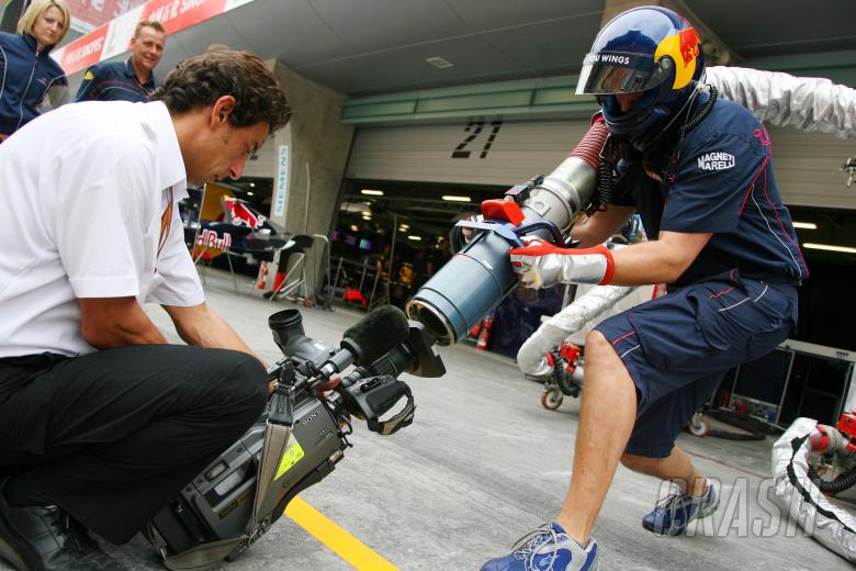 F1 viewing figures on the rise. F1 News Crash