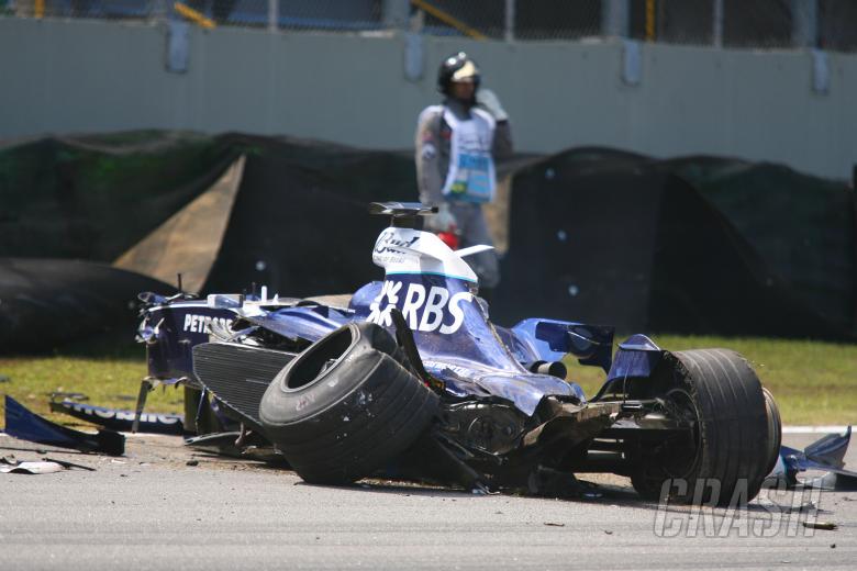 22.10.2006 Sao Paulo, Brazil, Nico Rosberg (GER), WilliamsF1 Team, FW28 Cosworth, crashed out - Form
