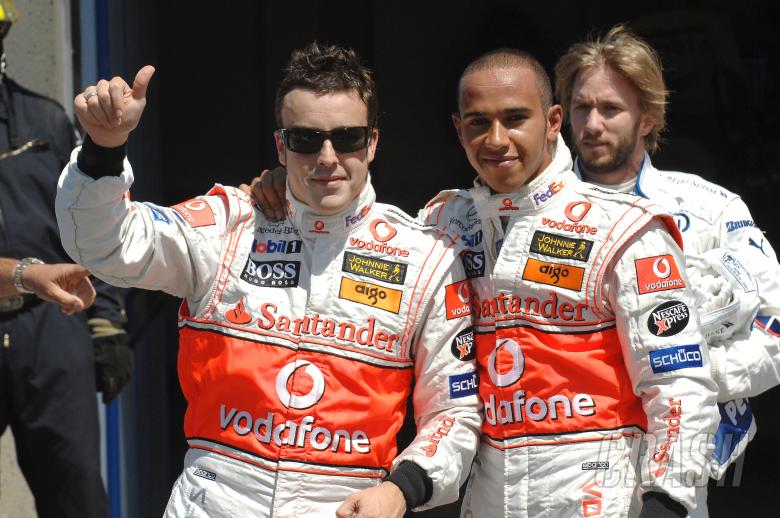 Fernando Alonso (ESP) McLaren MP4/22, Lewis Hamilton (GBR) McLaren MP4/22, Canadian F1 Grand Prix, M