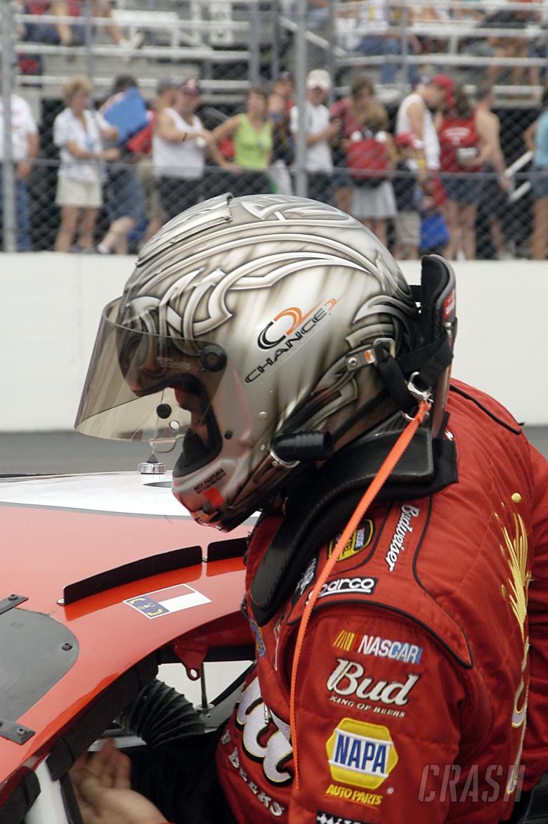 Martin Truex Jr prepares to qualify the #8 Budweiser Chevrolet for Dale Earnhardt Jr at New Hampshir