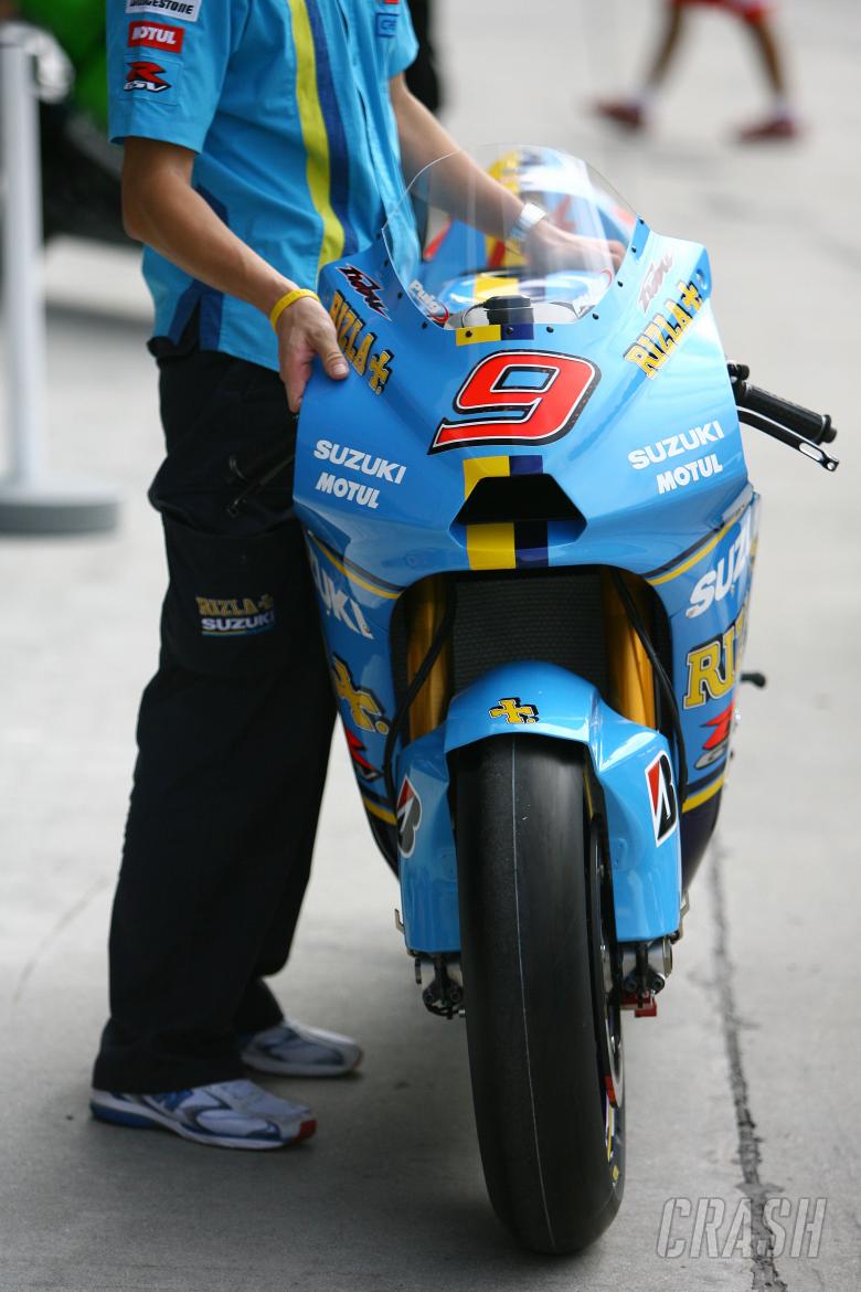 Aoki`s 2008 Suzuki GSV-R, Malaysian MotoGP 2007