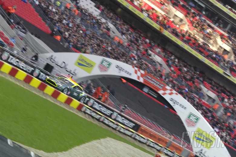 Jimmie Johnson (USA), Sebastian Vettel (GER), Race Day, Race of Champions, Wembley, 16th December, 2