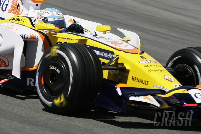 Fernando Alonso (ESP) Renault R28, Spanish F1 Grand Prix, Catalunya, 25th-27th, April, 2008