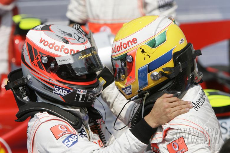 Heikki Kovalainen (FIN) McLaren MP4-23, Lewis Hamilton (GBR) McLaren MP4-23, Hungarian F1, Hungarori