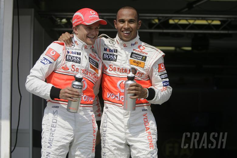 Heikki Kovalainen (FIN) McLaren MP4-23, Lewis Hamilton (GBR) McLaren MP4-23, Hungarian F1, Hungarori
