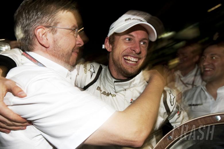Ross Brawn (GBR) Team Principal, Brawn GP &amp; Jenson Button (GBR) Brawn BGP001 Celebrate Maiden Win, A