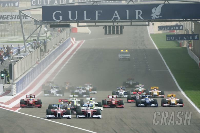 Start, Bahrain F1 Grand Prix, Sakhir, Bahrain, 24-26th, April, 2009