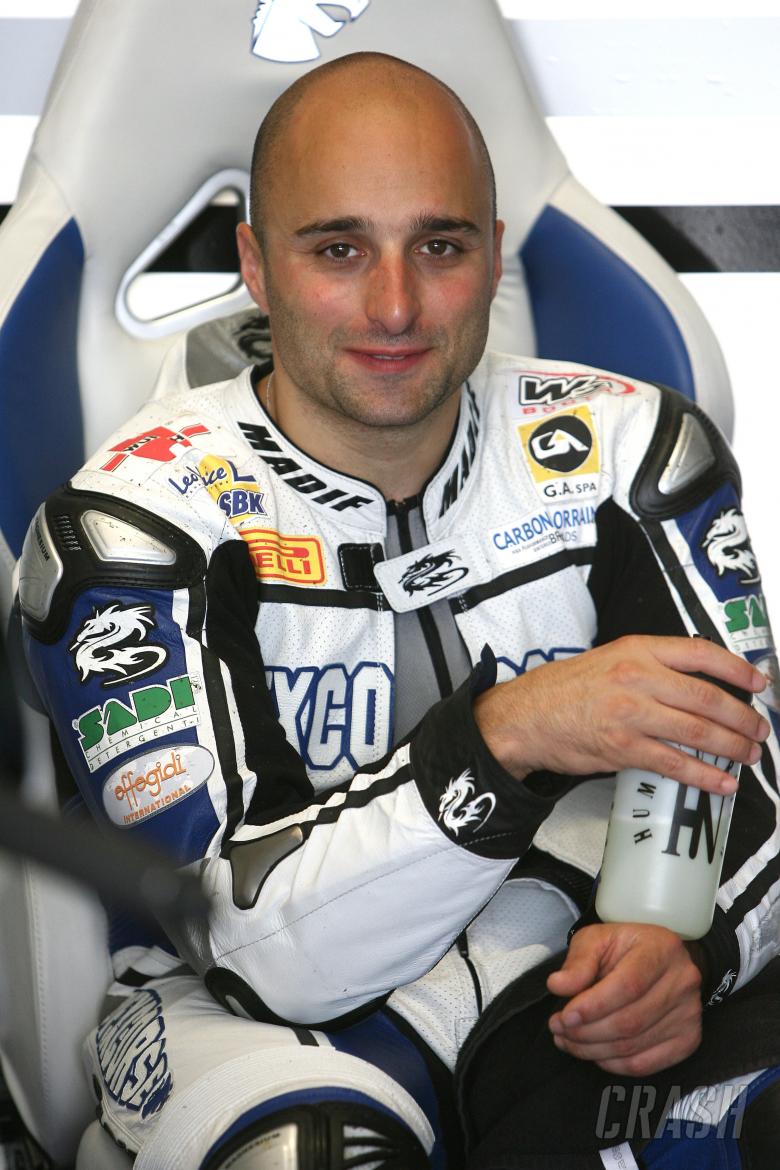 Lanzi, British WSBK 2009