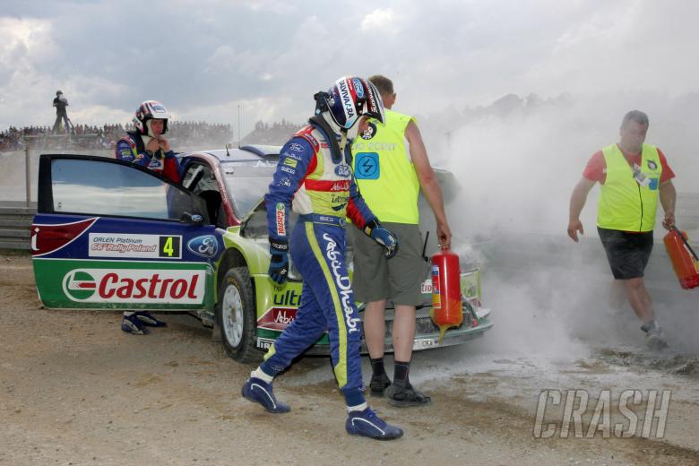 crash, Jari-Matti Latvala (FIN) Miikka Anttila(FIN), Ford Focus RS WRC08, BP Ford Abu Dhabi World Ra