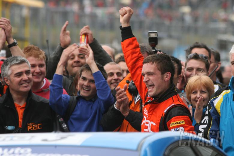 Colin Turkington (GBR) - Team RAC BMW 320si E90