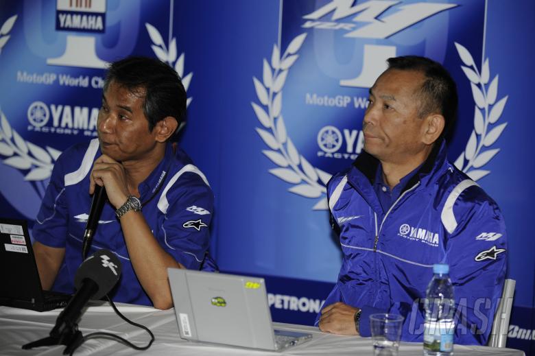Nakajima and Furusawa, Yamaha technical presentation, Valencia MotoGP 2009