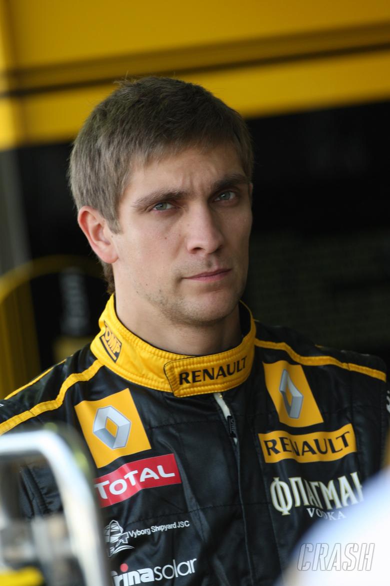 Friday Practice 1, Vitaly Petrov (RUS), Renault F1 Team, R30