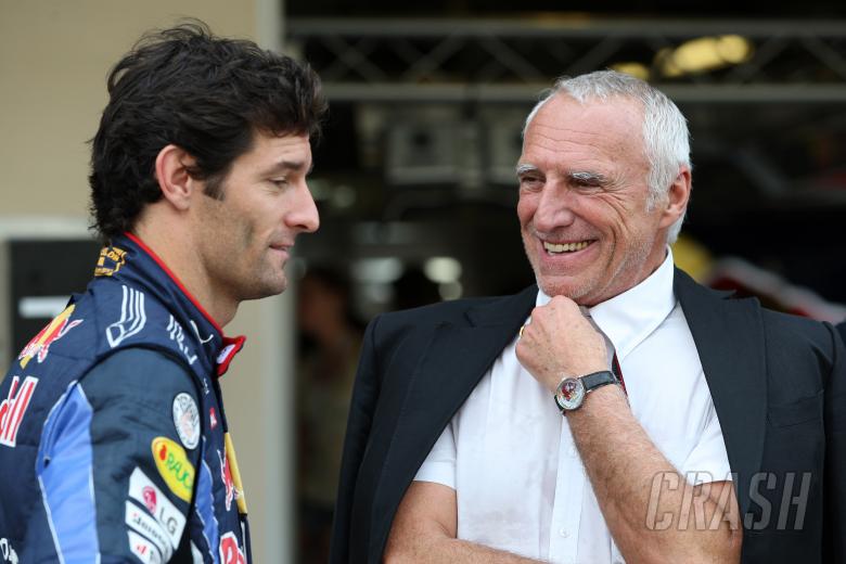 Sunday, Red Bull Racing Family Team, Mark Webber (AUS), Red Bull Racing, RB6 and Dietrich Mateschitz