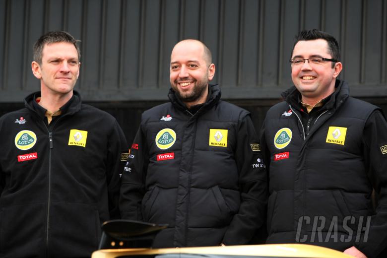 31.01.2011 Valencia, Spain, Gerard Lopez (FRA), Lotus Renault GP owner and Eric Boullier (FRA), Tea