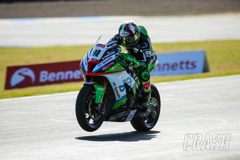 Haslam edges out Irwin in opening session