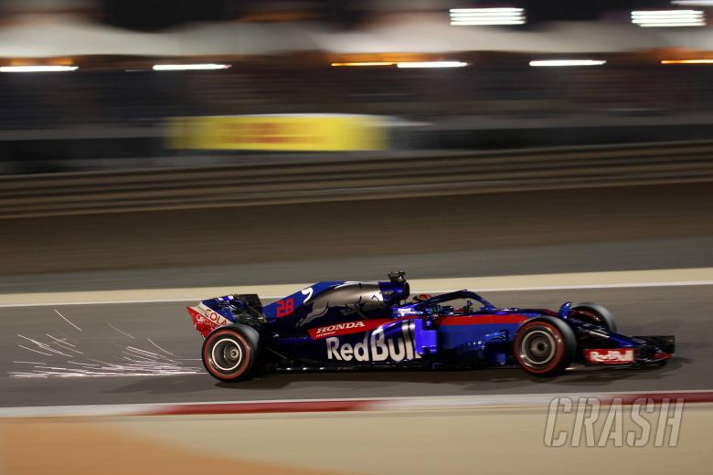 Hartley dan Perez dihukum karena kesalahan formasi F1