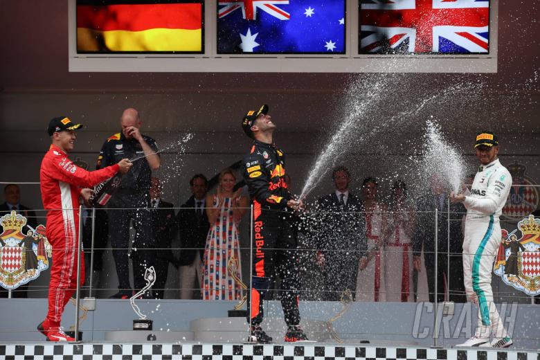 Hamilton: Ini jelas merupakan pertarungan gelar dunia F1 tiga arah