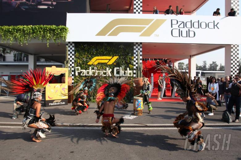 F1 Paddock Notebook - Mexican GP Friday | F1 | Feature | Crash