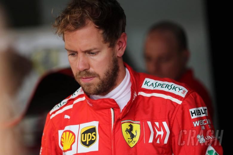 Vettel mendapat teguran dan denda € 25k untuk insiden jembatan timbang Brasil