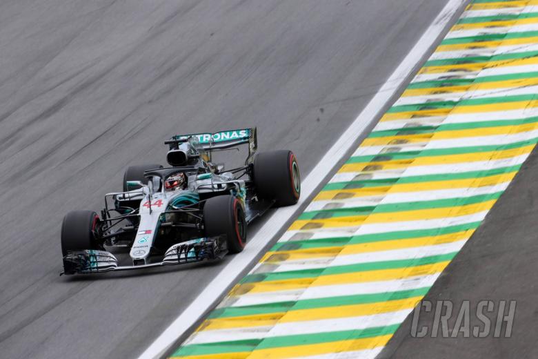 Hamilton menyegel pole position ke-10 di Brasil, Vettel sedang diselidiki