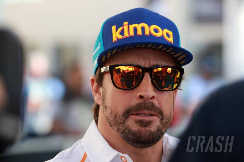 Alonso and Johnson complete F1/NASCAR car swap