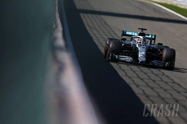 Hamilton: Mercedes kalah 'hampir satu detik' dari Ferrari di jalan lurus